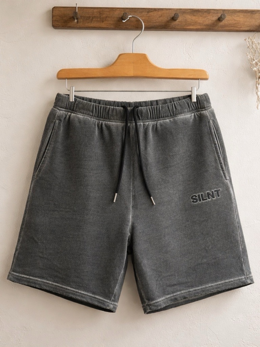 New Silnt Chptrs Faded Gray Men's Shorts | Size Medium